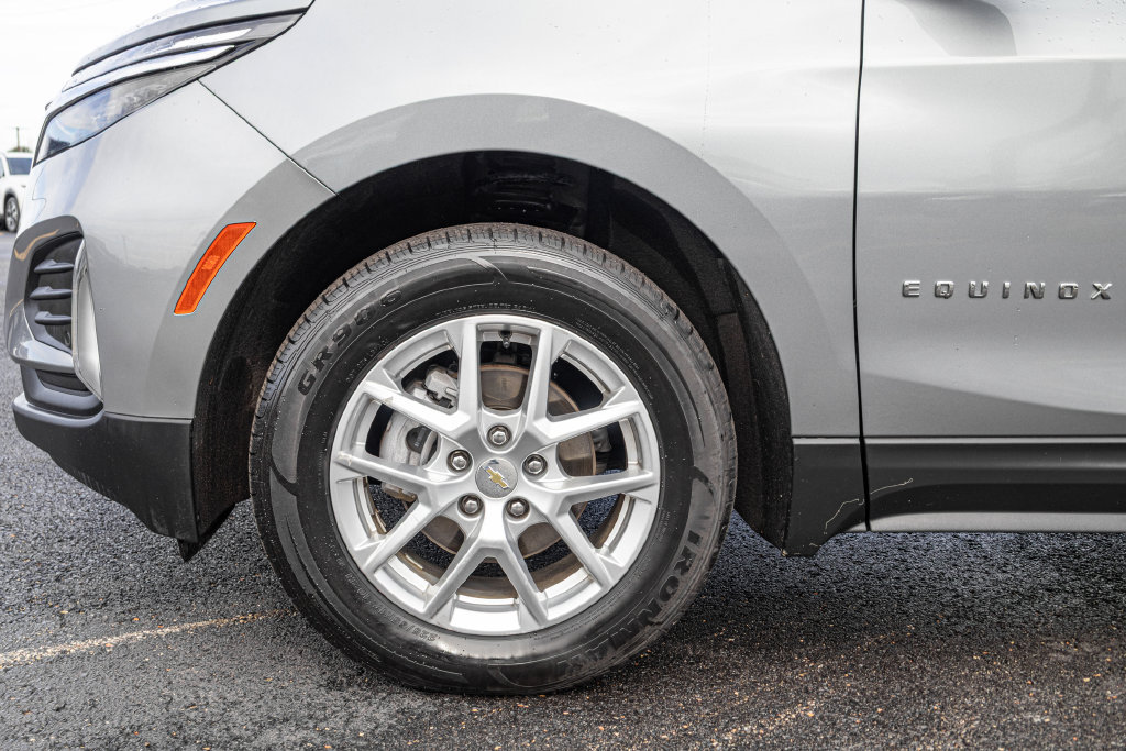 Used 2024 Chevrolet Equinox LT AWD/4WD image 35