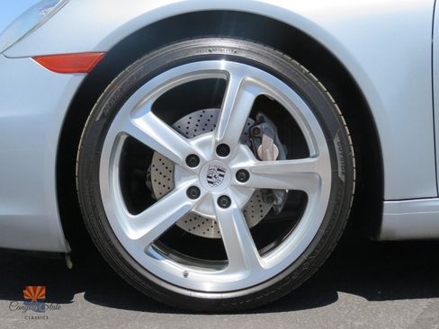 Used 2016 Porsche 911 Carrera image 19