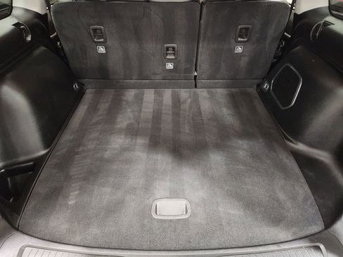 Used 2023 Jeep Grand Cherokee Limited w/ Luxury Tech Group II image 56