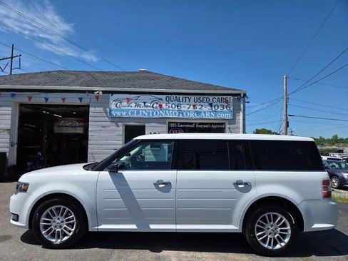 Used 2019 Ford Flex SEL w/ Equipment Group 202A AWD/4WD image 2