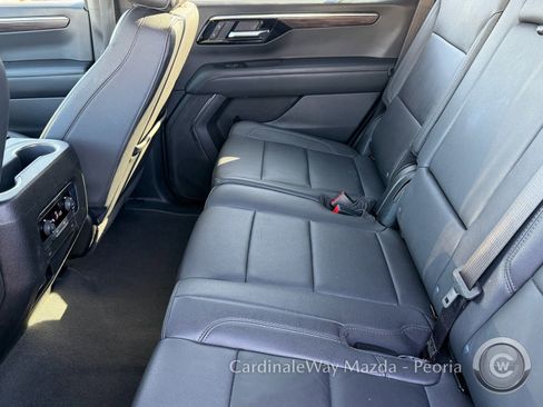 Used 2025 Chevrolet Tahoe LT AWD/4WD image 14
