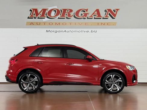 Used 2024 Audi Q3 2.0T Premium Plus w/ Premium Plus Package AWD/4WD image 2