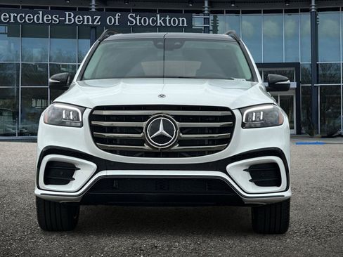 New 2026 Mercedes-Benz GLS 450 4MATIC image 9