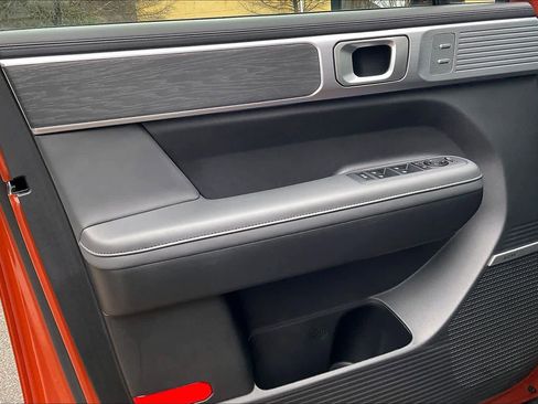 Certified 2025 Hyundai Santa Fe Limited image 15