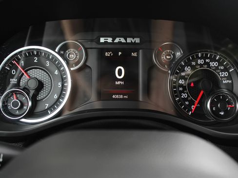 Used 2023 RAM 1500 Big Horn AWD/4WD image 17