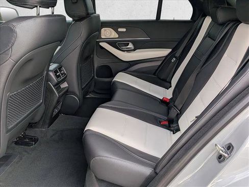 New 2026 Mercedes-Benz GLE 580 4MATIC image 16