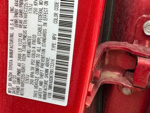 Used 2024 MAZDA CX-50 AWD 2.5 S w/ Premium Package image 29