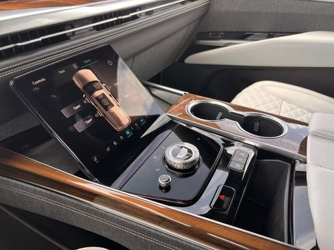 Certified 2026 Cadillac Escalade Platinum Sport w/ LPO, ONYX Package image 19