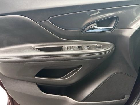 Used 2018 Buick Encore Preferred image 21