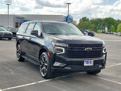 Used 2023 Chevrolet Suburban RST w/ Luxury Package