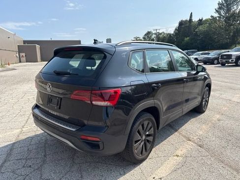 Used 2023 Volkswagen Taos S FWD image 3