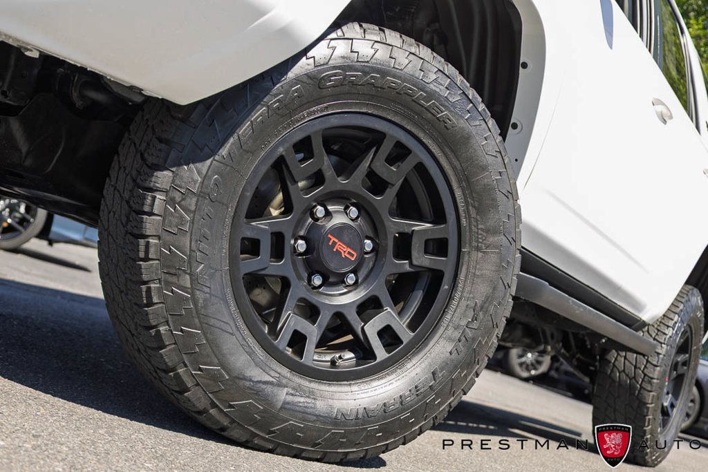 Used 2017 Toyota 4Runner TRD Pro AWD/4WD image 11