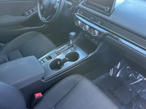 Used 2024 Honda Civic EX image 34