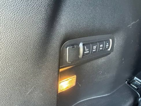 Used 2017 Ford Explorer Sport w/ Equipment Group 401A AWD/4WD image 17