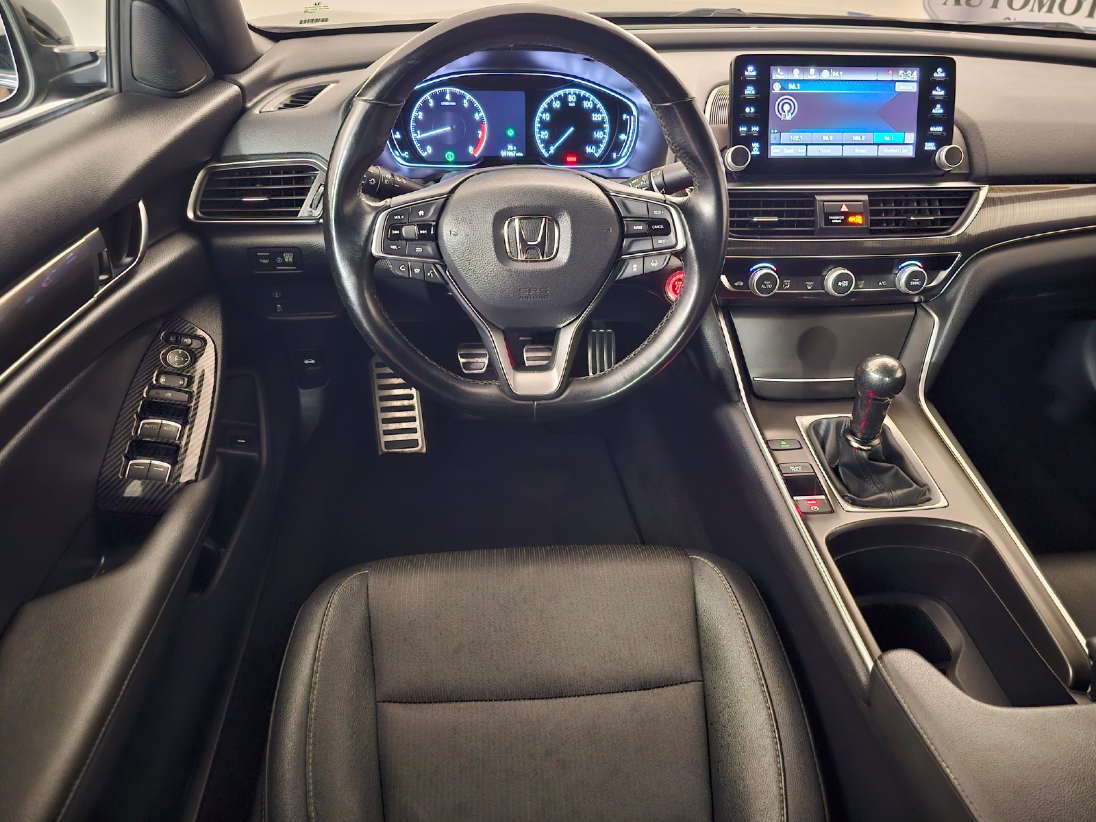 Used 2019 Honda Accord Sport image 7