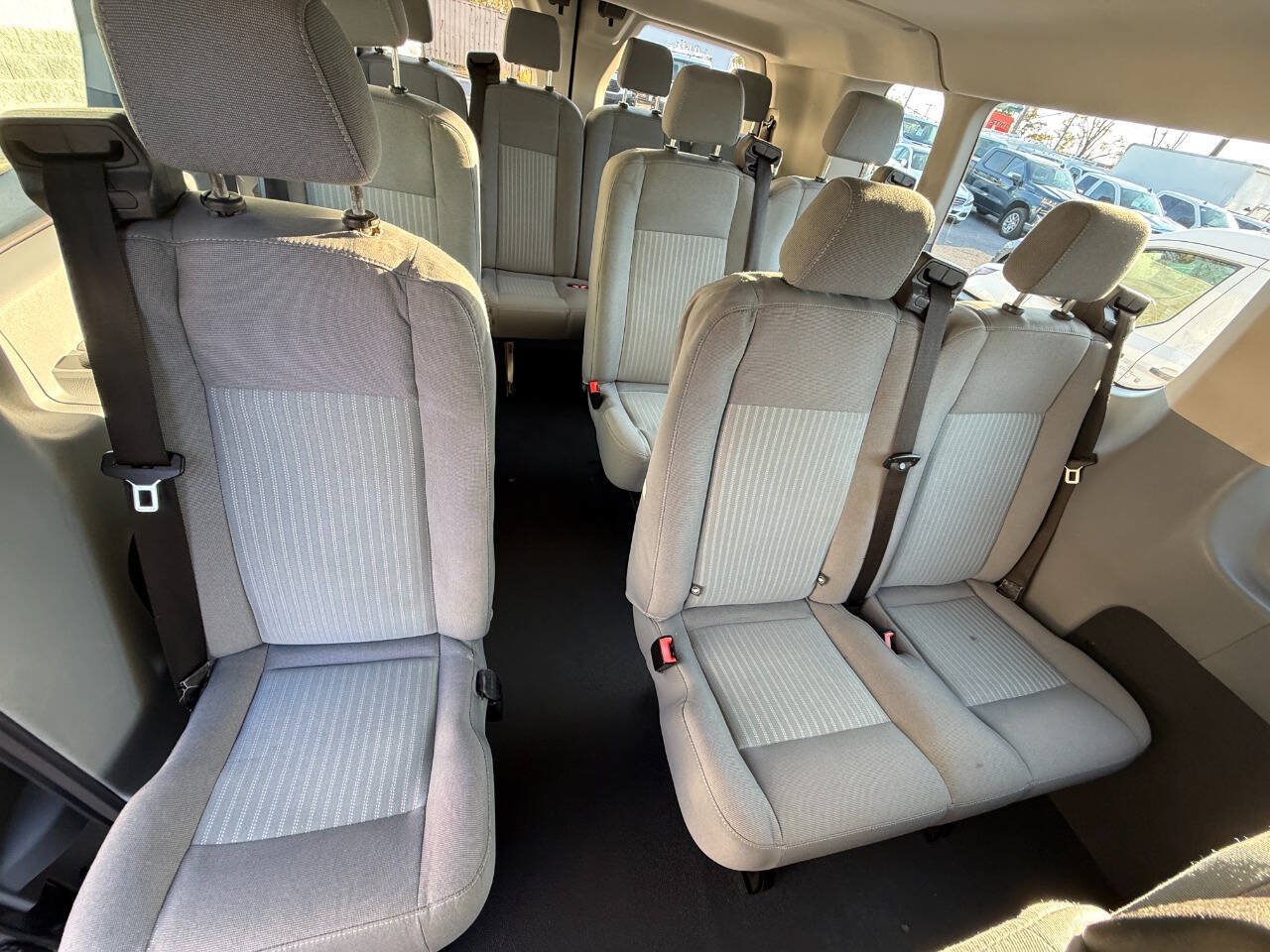 Used 2017 Ford Transit 350 XL RWD image 28