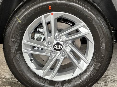 New 2026 Hyundai Tucson SE FWD image 30