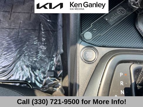 Certified 2025 Kia K4 FWD image 32