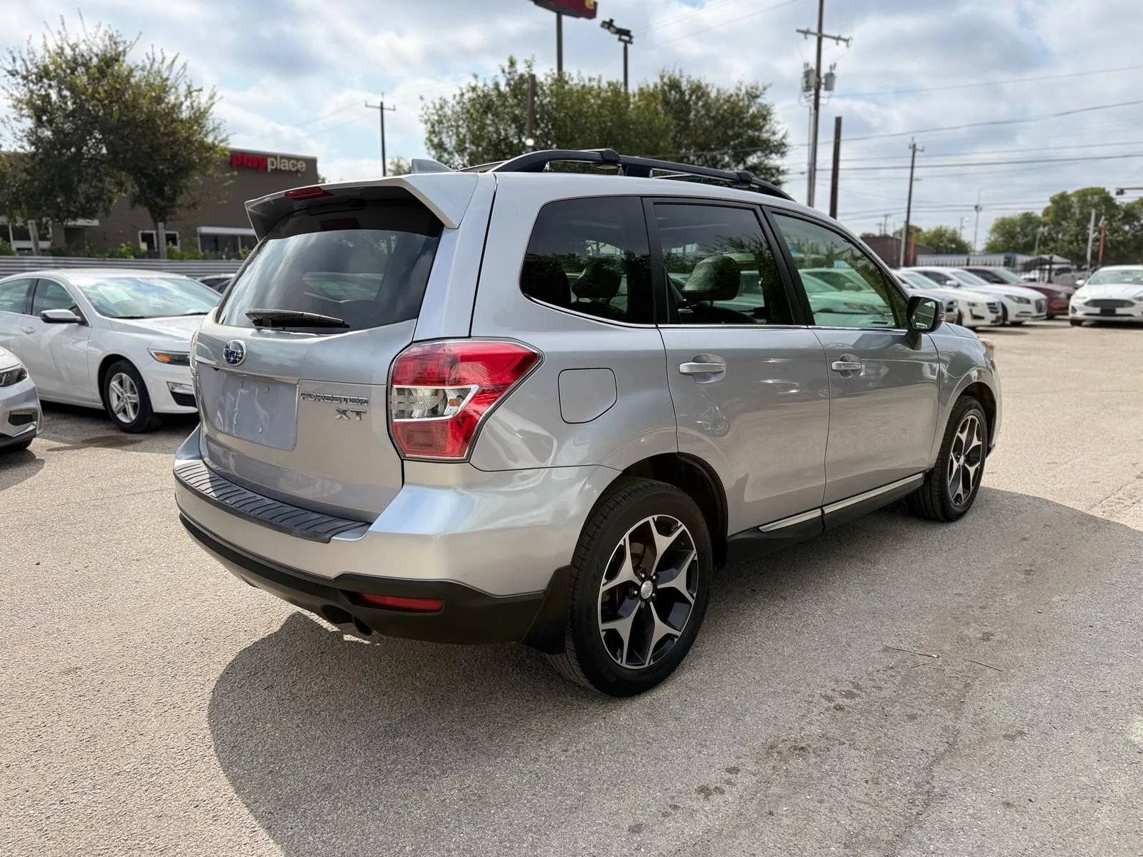 Used 2016 Subaru Forester 2.0XT Touring w/ Eyesight & Navigation System AWD/4WD image 4