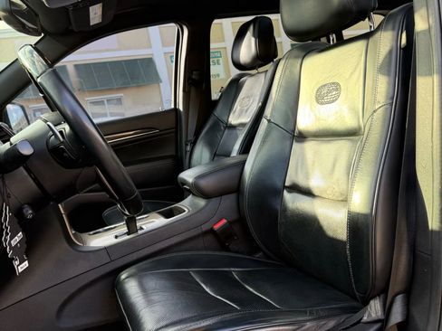 Used 2015 Jeep Grand Cherokee Overland w/ Trailer Tow Group IV image 13