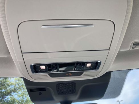New 2026 Lincoln Navigator L Premier AWD/4WD image 37