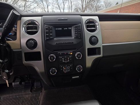 Used 2014 Ford F150 XLT w/ XLT Chrome Package AWD/4WD image 14