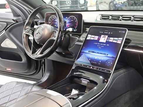 Used 2021 Mercedes-Benz S 580 4MATIC Sedan image 34