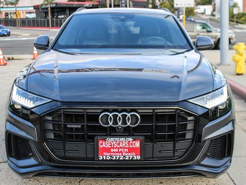 Used 2021 Audi Q8 Prestige image 9