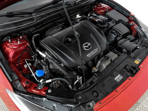 Used 2018 MAZDA MAZDA3 Touring FWD image 52