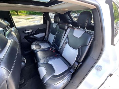 Used 2014 Jeep Cherokee Limited AWD/4WD image 25