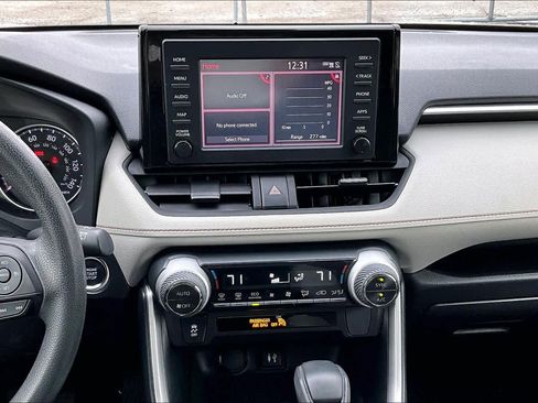 Used 2019 Toyota RAV4 XLE image 7