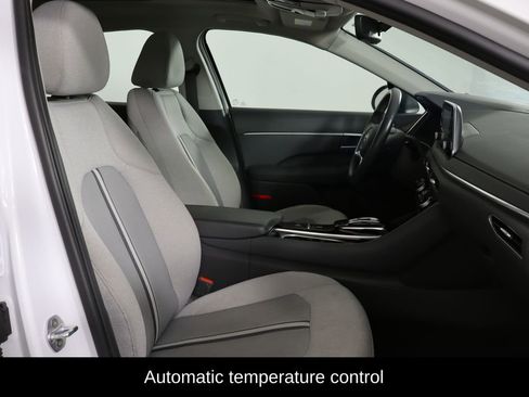Used 2020 Hyundai Sonata SEL w/ Convenience + Sunroof Package FWD image 10