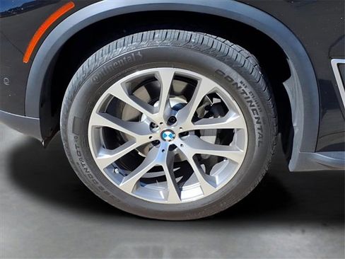 Used 2019 BMW X5 xDrive40i w/ Premium Package 2 image 20