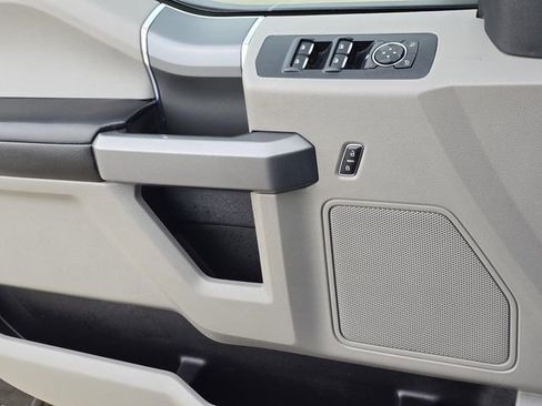 Used 2018 Ford F150 XLT w/ Equipment Group 302A Luxury image 22