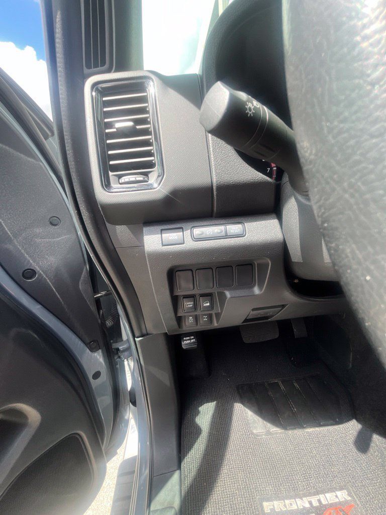 Used 2024 Nissan Frontier PRO-4X w/ Off-Road Protection Package AWD/4WD image 7