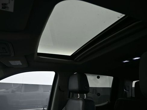 Used 2021 GMC Sierra 1500 SLT w/ SLT Premium Plus Package image 23