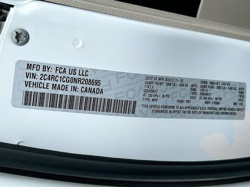 Used 2022 Chrysler Voyager LX FWD image 32