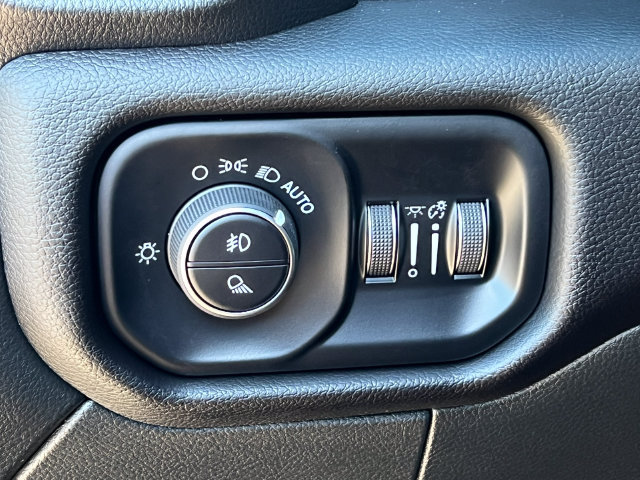 Used 2025 RAM 2500 Laramie w/ Night Edition AWD/4WD image 24