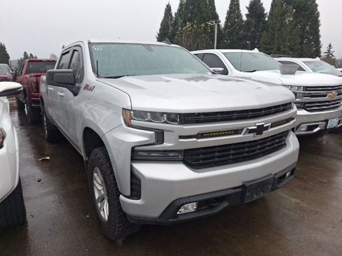 Used 2020 Chevrolet Silverado 1500 RST w/ All-Star Edition image 2