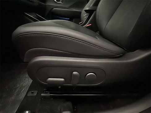 New 2026 Hyundai Kona SEL Premium image 11