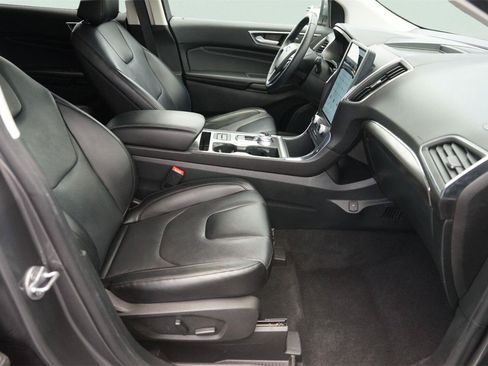 Used 2022 Ford Edge Titanium AWD/4WD image 18