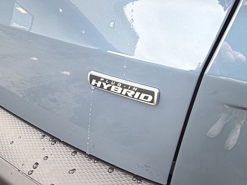 New 2026 Ford Escape SE image 8