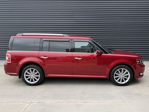 Used 2019 Ford Flex Limited w/ Class III Trailer Tow Package AWD/4WD image 10