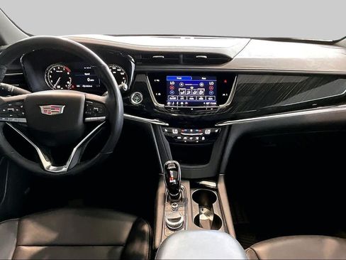 Used 2021 Cadillac XT6 Premium Luxury FWD image 15