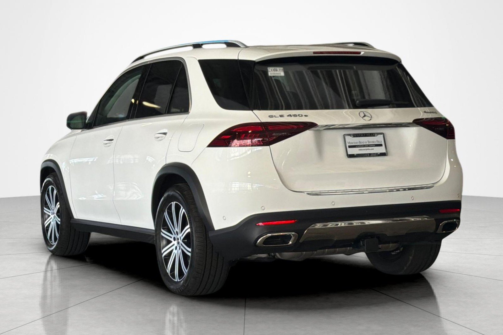New 2026 Mercedes-Benz GLE 450e 4MATIC image 3
