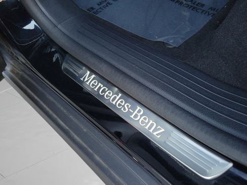 Certified 2026 Mercedes-Benz GLE 350 4MATIC image 32