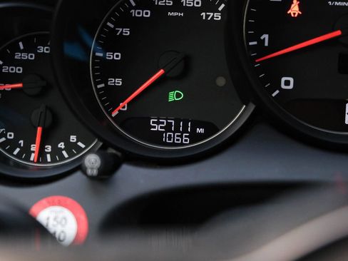 Used 2016 Porsche Cayenne image 37