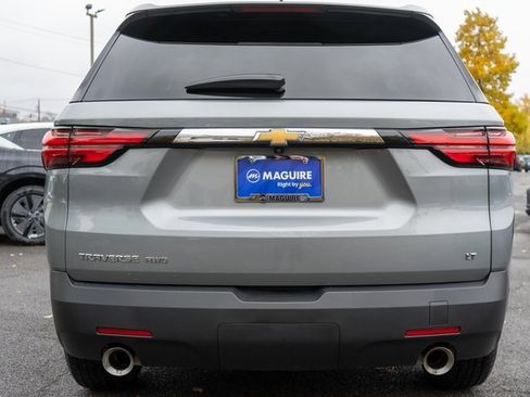Used 2023 Chevrolet Traverse LT image 7