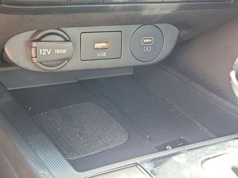 Certified 2025 Hyundai Elantra SEL FWD image 14