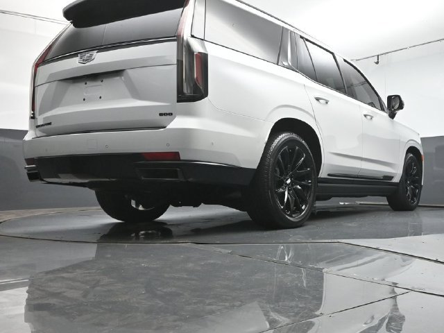 Used 2023 Cadillac Escalade Sport Platinum w/ LPO, ONYX Package AWD/4WD image 43